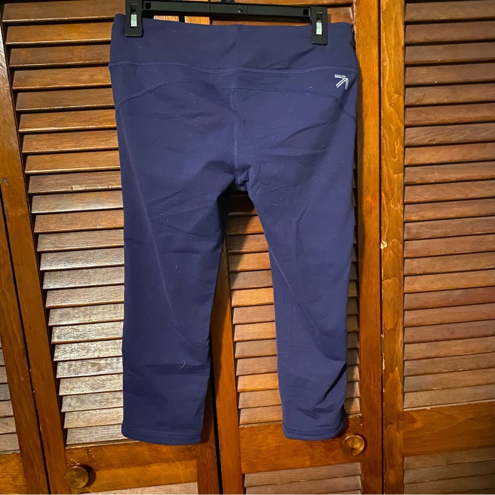 Navy capri New Balance Workout Leggings - Picture 2 of 3